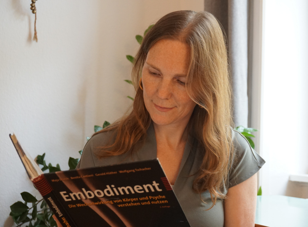 Achtsamkeits- und Embodiment-Methoden im LÖSUNGSRAUM FRANKFURT.